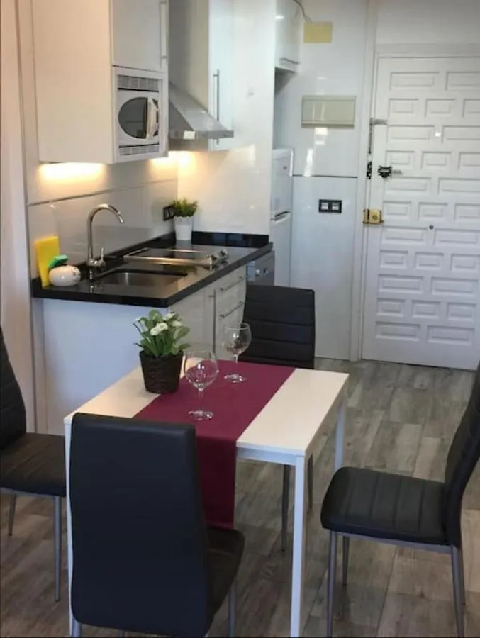Benalbeach, Primera Linea Benalmadena Apartment