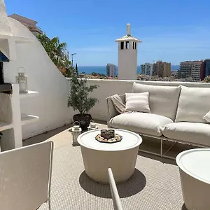  Apartment Elegant 2-bedroom With Beautiful Views Spain